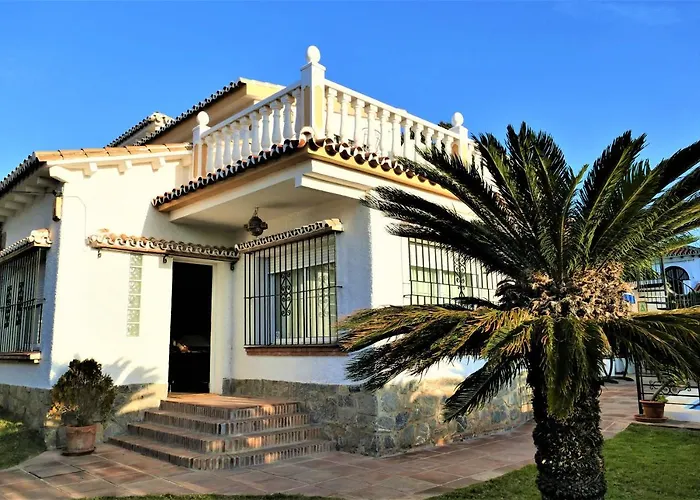 El Descanso - By Costadelsolholiday Family By Marina Heated Private Pool! 贝纳尔马德纳