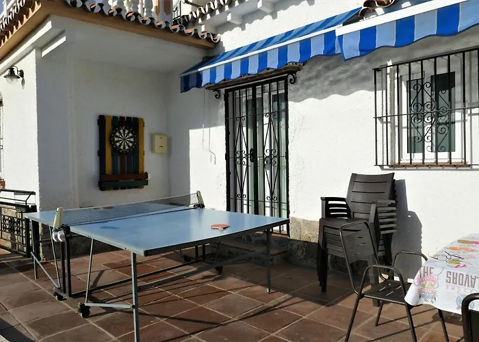 El Descanso - By Costadelsolholiday Family By Marina Heated Private Pool! 贝纳尔马德纳